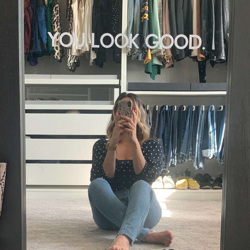 You Look Good Mirror Wall Stic - Home Goods Bathroom Decor recension och pris